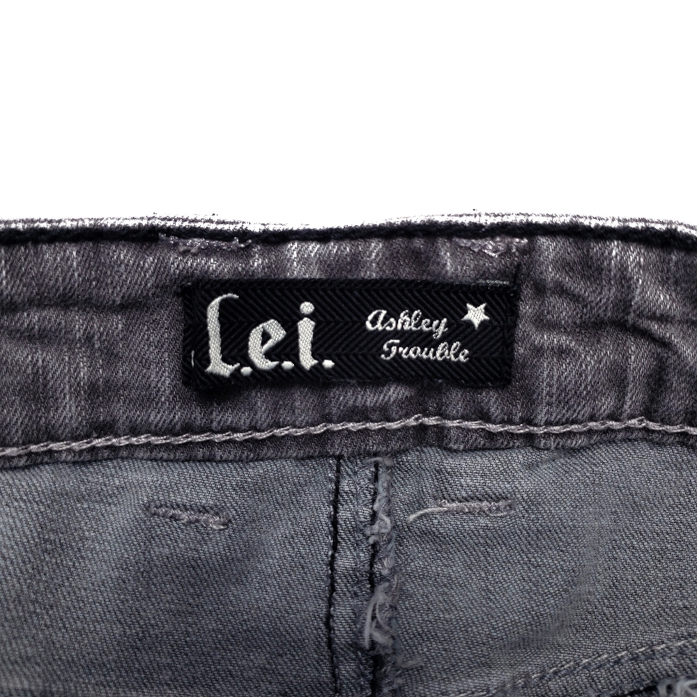 l.e.i. Vintage Haley Denim Mini Skirt - Picture 6 of 6